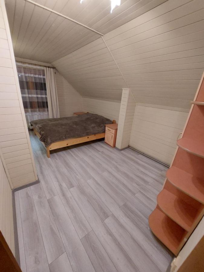 Apartment у ліску *